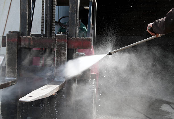 Best Restaurant Pressure Washing  in Cypress, CA